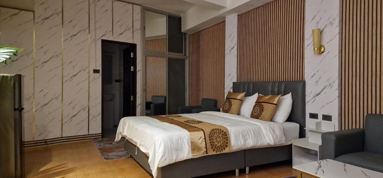 Xcess Residence Pattaya Esterno foto