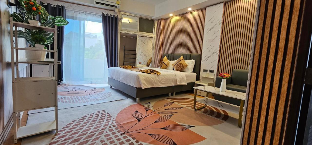 Xcess Residence Pattaya Esterno foto