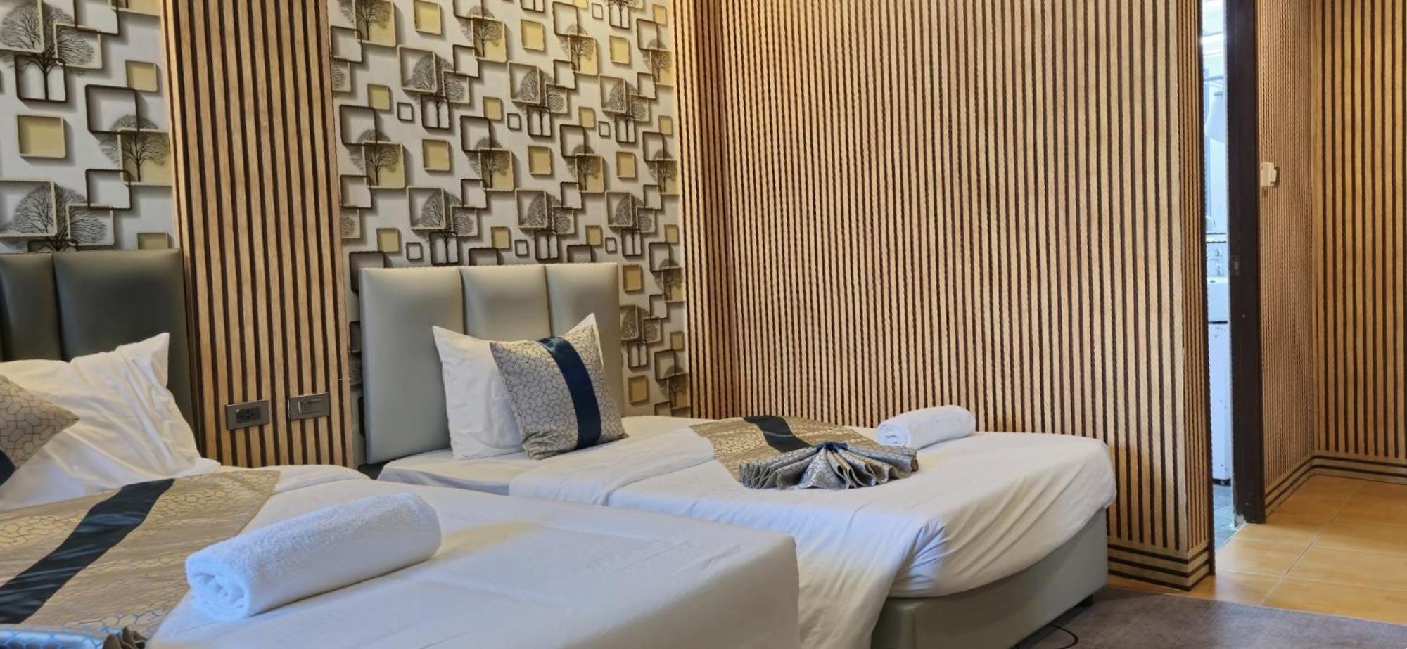 Xcess Residence Pattaya Esterno foto